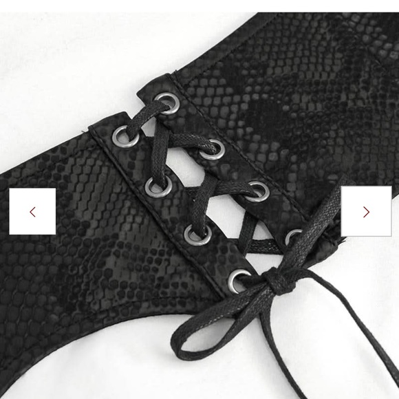'COIL' PUNK SNAKESKIN PATTERNED BRALETTE - Picture 9 of 10